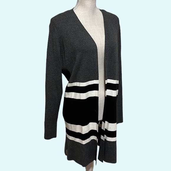 Rafaela cardigan sweater, charcoal , white, black. Xlg - Picture 2 of 6
